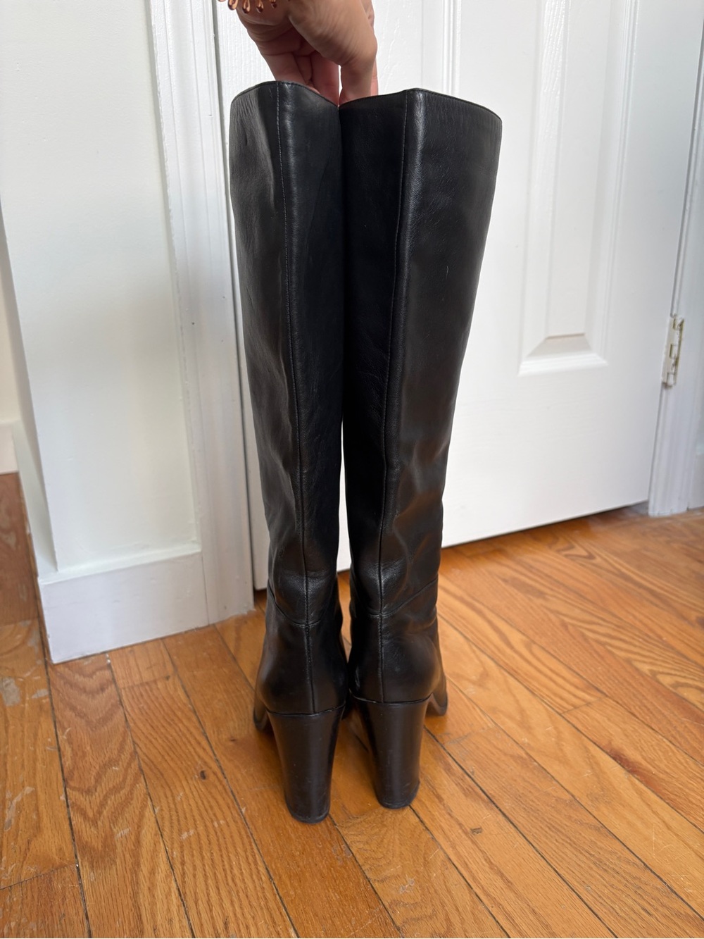Sergio Rossi Black Leather Knee High Boots - Picture 3 of 7